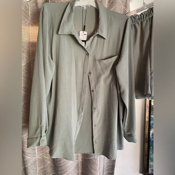 Fashion Nova Casual Brunch Short Shirt Set Light Green Size 1X 2 Pieces NWT - Picture 13 of 15
